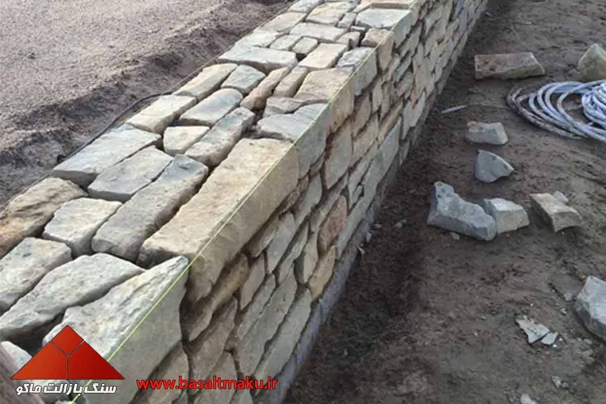 ساخت دیوارهای سنگی بازالت ساخت دیوار حیاط